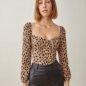 Reformation Reign top
